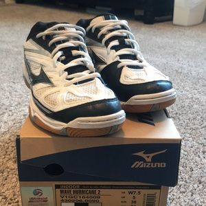 Mizuno Volleyball shoes